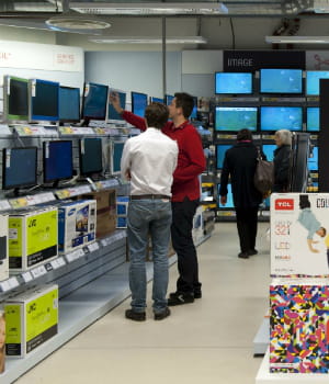 dans un magasin darty.