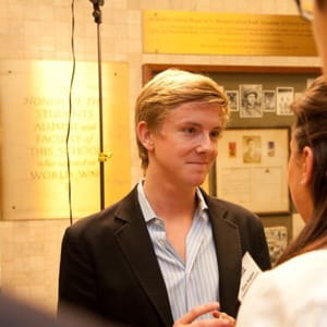 chris hughes était le cofondateur.