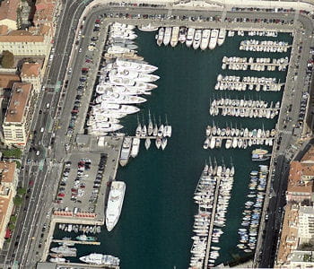 le port de nice.