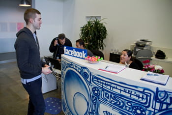 la réception du 'building 16', sur le campus de facebook, qui fut celui de sun