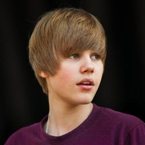 justin bieber a déjà vendu plus de 9 millions d'albums à travers le monde.