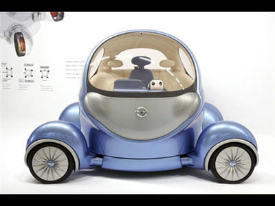 un robot est présent afin d'assister le conducteur