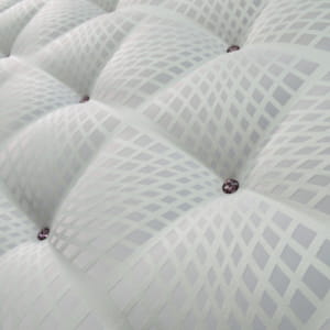 comme dans la mode, les fabricants de matelas sortent des 'collections' avec des