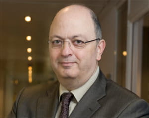 simon azoulay est p-dg d'alten.