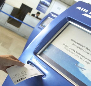 la carte flying blue d'air france permet de nombreuses facilités de voyage.