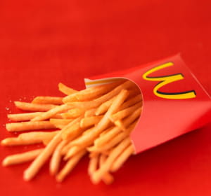 mc donald's gagne deux places.