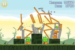 le jeu 'angry birds', lancé en version payante sur iphone, a été porté en