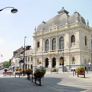 le théâtre de denain, dans le nord.