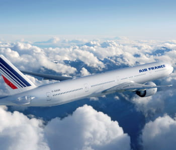 un boeing 777-300er d'air france.