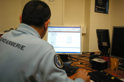la cellule anti-cybercriminalité met à la disposition des brigades de
