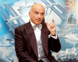 dennis tito est le premier touriste spatial.
