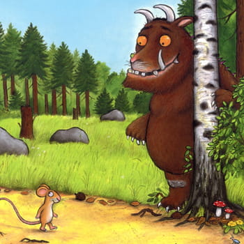 le monstre gruffalo sera décliné en peluches, dominos, lunettes, ou papeterie.