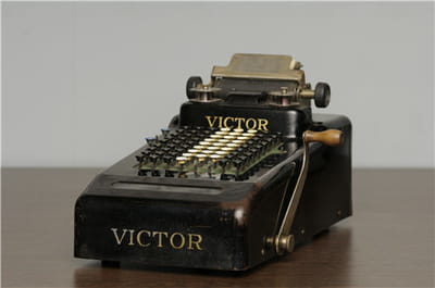 machine mécanique victor
