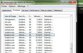 avec 5 onglets ouverts html5 et 2 vidéo flash. l'occupation n'augmente pas au
