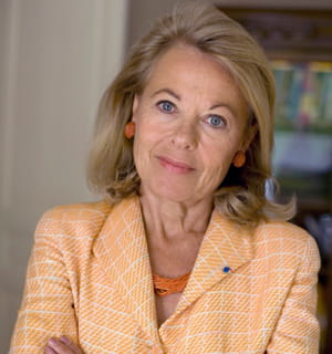 sophie de menthon tente d'incarner une alternative aux mouvements patronaux