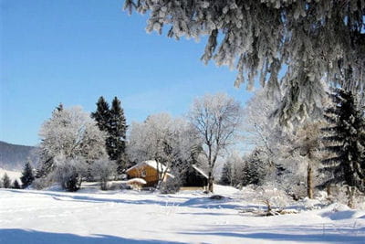 le parc naturel du haut jura est situé en région franche-comté.