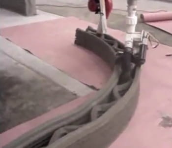 le robot contour crafting imprime des murs à vitesse grand v.