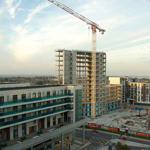 sandyford, près de dublin, est l'une de ces nouvelles villes fantômes.