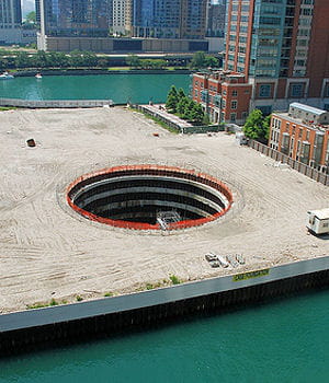 les travaux de fondations de la chicago spire se sont arrêtés du jour au