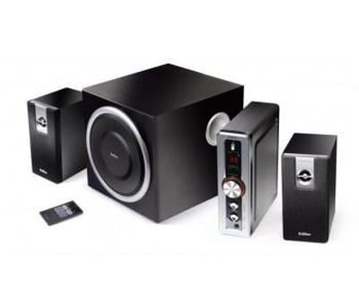 un kit 2.1 très efficace, qui a un pied dans le monde de la hi-fi