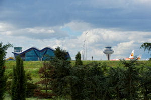 une vue de l'aéroport de madrid.