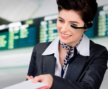 ces smart glasses, commercialisées 1000 dollars, sont dotées d'un kit facilitant