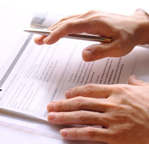 définissez une grille d'évaluation pour comparer plus facilement les offres.