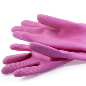 le prix des gants de ménage en grande distribution a diminué de 2,2% entre