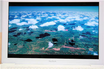 la bande annonce du film 'up in the air' sur macbook.