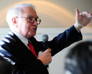 le dirigeant de berkshire hathaway, warren bufffett.