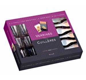 ce kit 'verrines et cuillères' comprend deux livres de recettes, six verrines en
