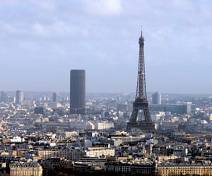 une vue de paris.