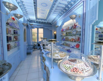 l'enseigne masmoudi compte un magasin à paris.