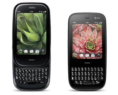 a gauche le palm pre et son clavier slider, à droite le pixi