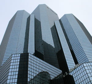le siège de total, à la défense.