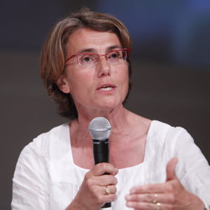 laurence dumont, dépitée du calvados.