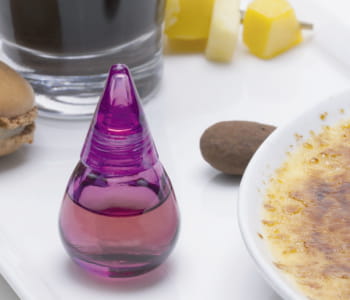 conditionnées dans des capsules en verre, les eaux-de-vies kapsi se déclinent en