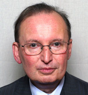 raymond soubie, conseiller du président de la république.