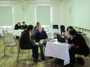 a la première table, deux experts de google viennent en aide aux webmasters
