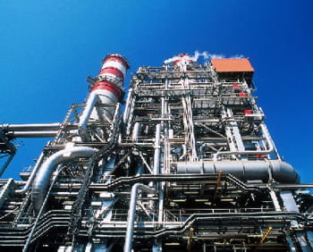 une centrale à cycle combiné gaz-électricité près de dunkerque.