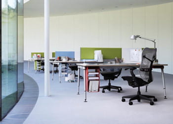 le bureau sense d'hermann miller.