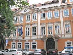l'ambassade de france à prague