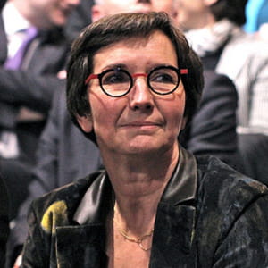 valérie fourneyron occupe un 75 m2 dans le 7e arrondissement de paris.