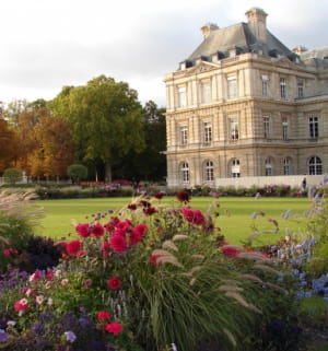 le palais du luxembourg, où siègent les sénateurs.