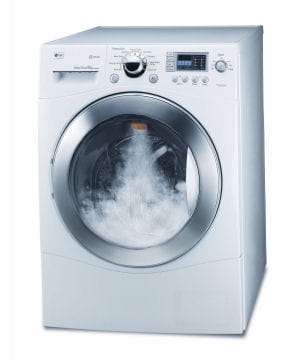 lg commercialise une gamme de lave-linges vapeur. prix : 899 à 999 euros.