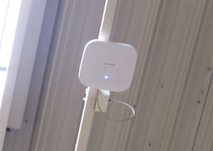 le magasin de gonesse est équipé d'une vingtaine d'antennes wi-fi.