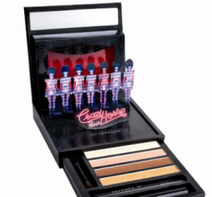 la palette de maquillage s'ouvre sur des danseuses du crazy.