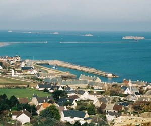 une vue de tourlaville, en basse-normandie.
