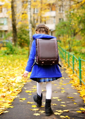 le décrochage scolaire pourrait être dépisté plus précocement.