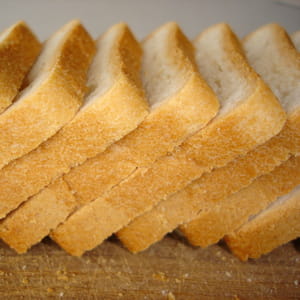 le prix du pain de mie en grande distribution a diminué de 2,87% entre novembre